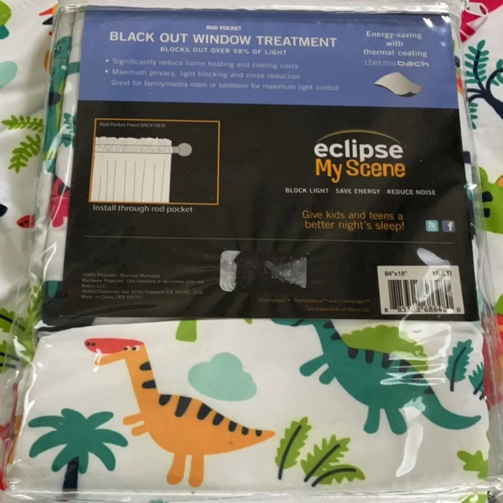 🦖Eclipse Dippy Dinos window valance 84” by 18” long. New.